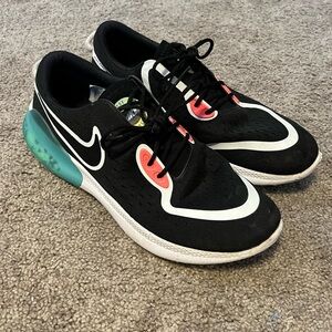 Size 11 Nike Joyride